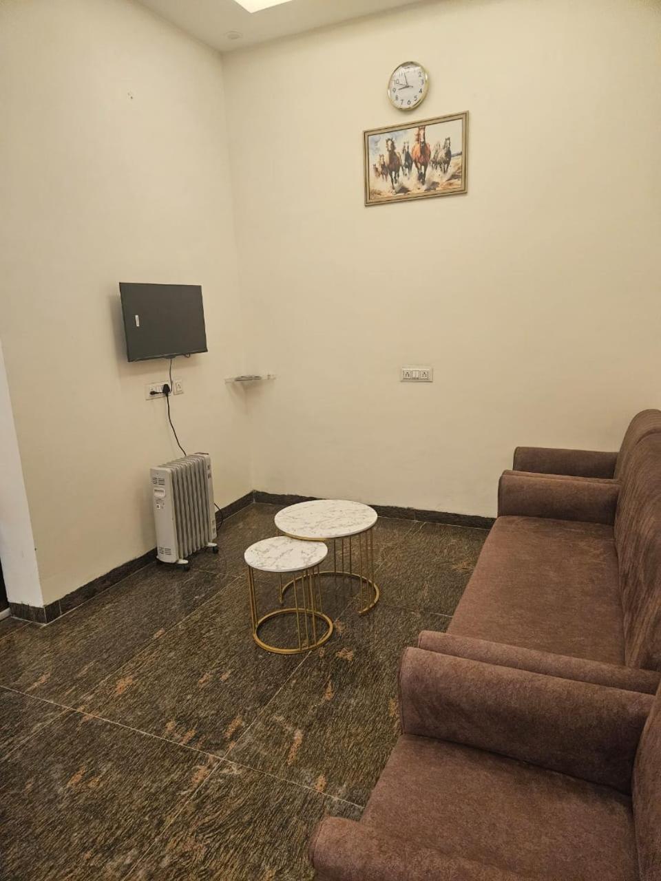 그레이터 노이다 Ashirwaad 249 B&B 외부 사진