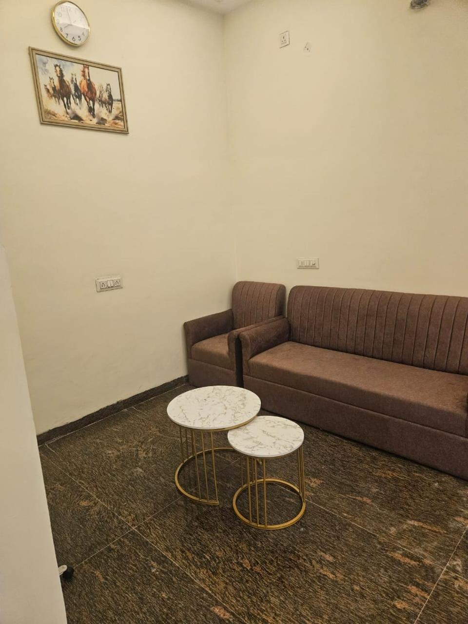 그레이터 노이다 Ashirwaad 249 B&B 외부 사진